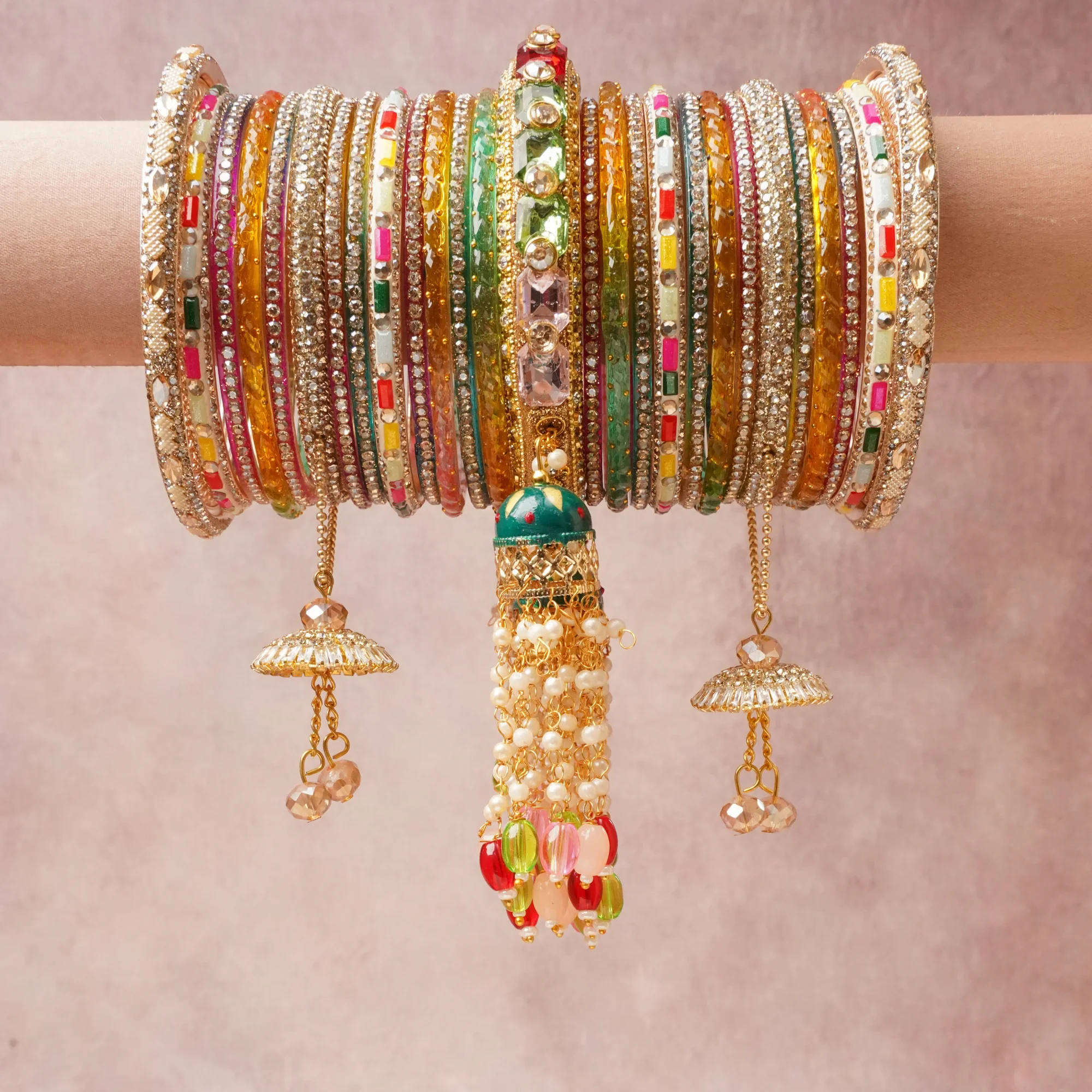 A majestic Gold set, complemented by Clear, White, Cream, Red, Fuchsia, Pink, Emerald Green, Lime Green, Teal, Light Blue, Lavender, Yellow, Amber featuring Gold-tone Metal Alloy, Glass, Rhinestones, Pearls (Cultured/Simulated), Enamel, Simulated Gemstones.
Rich, ceremonial, and designed to be passed through generations.